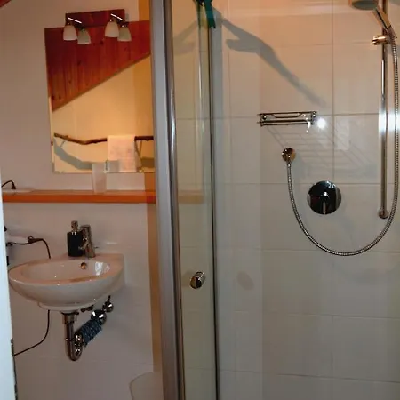 Gaestehaus Wild-schuetz Bed & Breakfast *