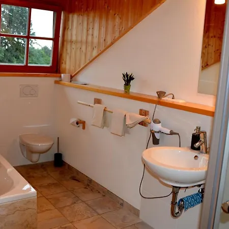Gaestehaus Wild-schuetz Oda ve Kahvaltı Schwangau